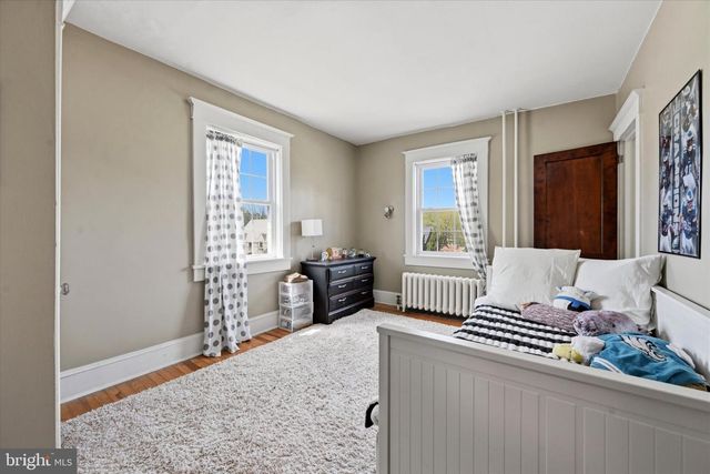 35 S 13TH AVE, Coatesville, PA 19320