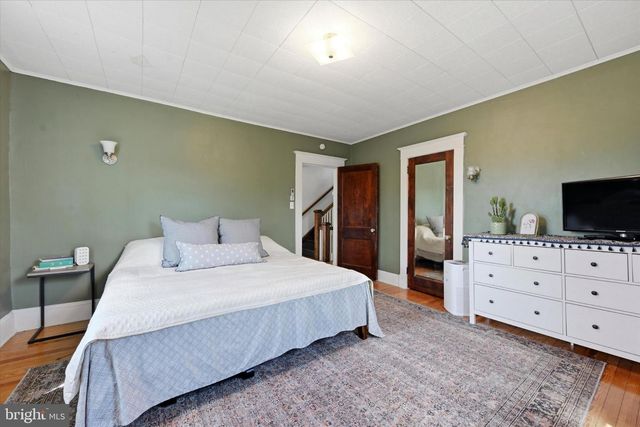 35 S 13TH AVE, Coatesville, PA 19320