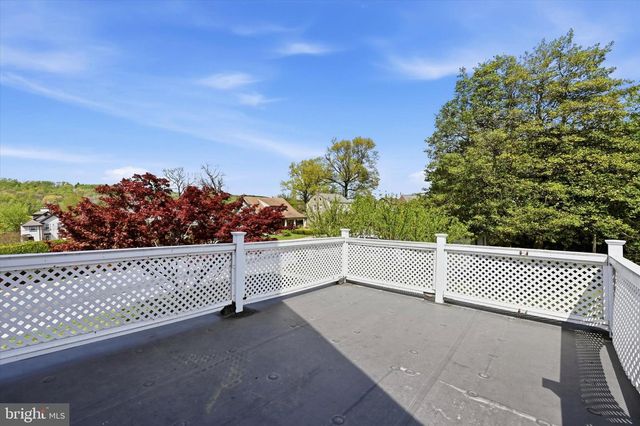35 S 13TH AVE, Coatesville, PA 19320