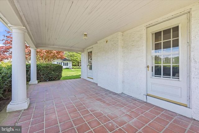 35 S 13TH AVE, Coatesville, PA 19320
