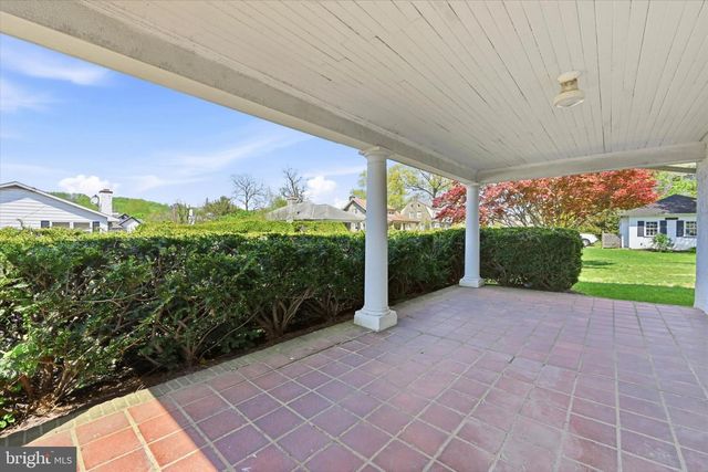 35 S 13TH AVE, Coatesville, PA 19320