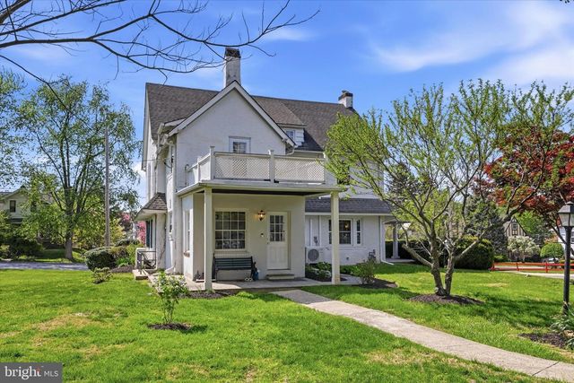 35 S 13TH AVE, Coatesville, PA 19320