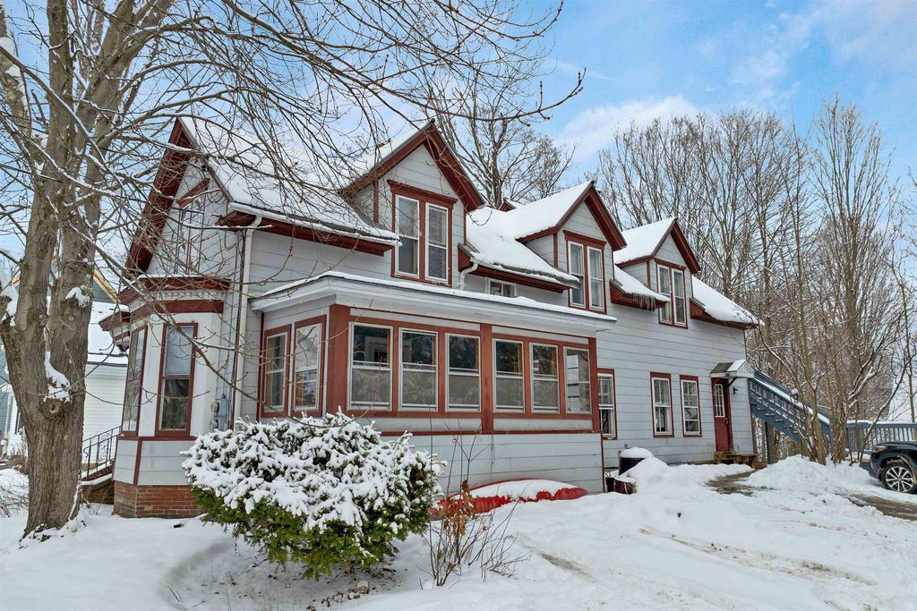 3 Keeble Street, Plymouth, NH 03264