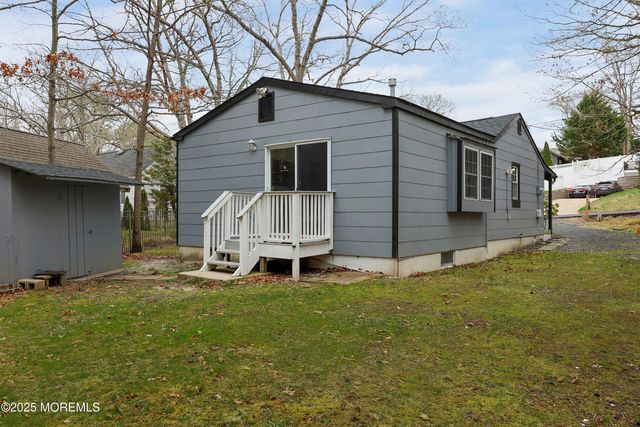 658 Summit Avenue, Brick, NJ 08724