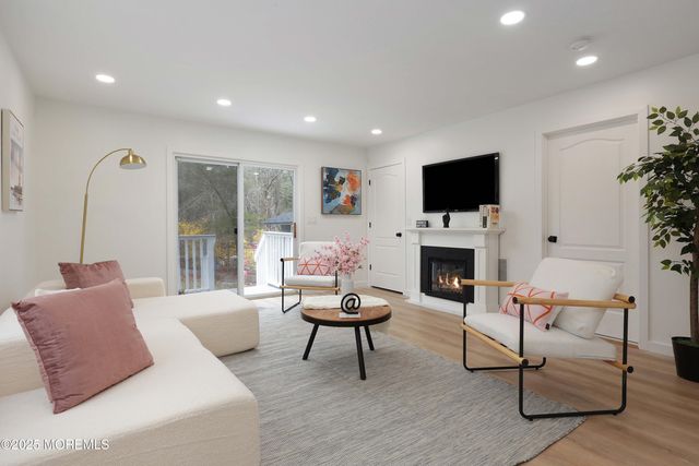 658 Summit Avenue, Brick, NJ 08724
