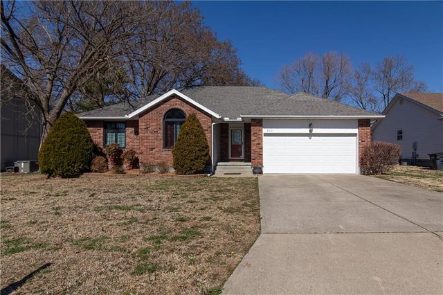 623 Windsor Circle, Pittsburg, KS 66762