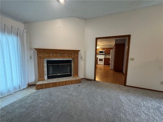 623 Windsor Circle, Pittsburg, KS 66762