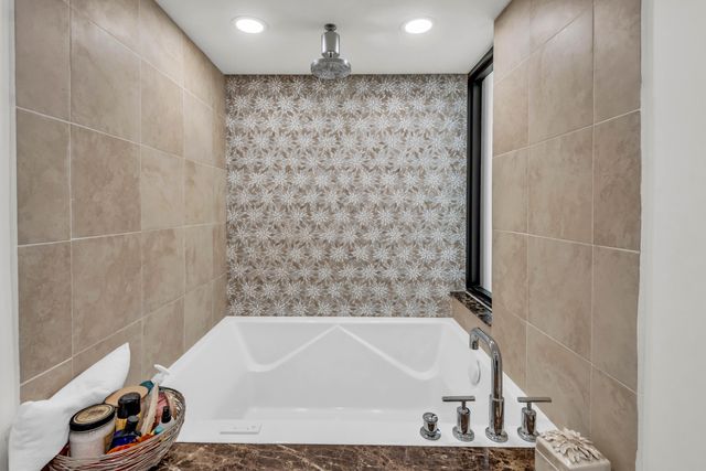 4100 N Ocean Drive 1101, West Palm Beach, FL 33404