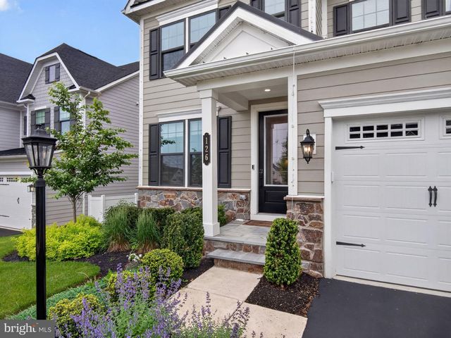 126 CORNELL RD, Newtown, PA 18940
