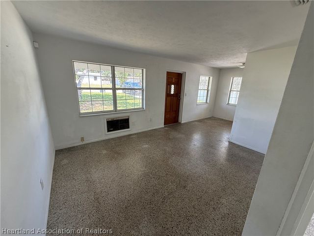 1732 Lagrange Avenue, Sebring, FL 33870