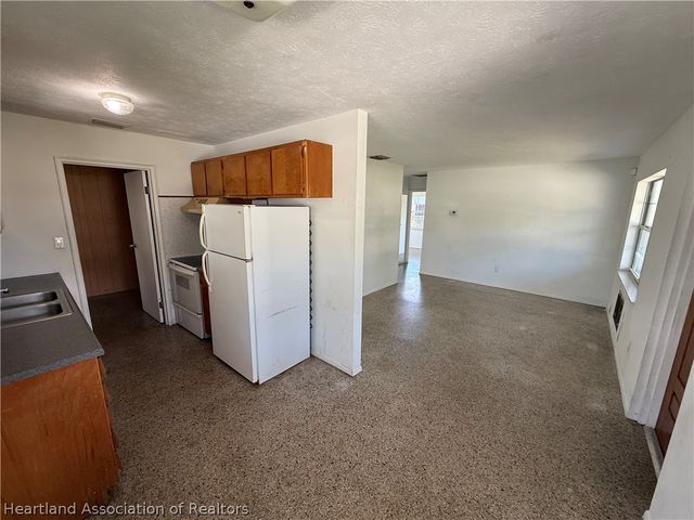 1732 Lagrange Avenue, Sebring, FL 33870