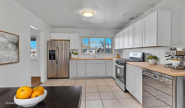 8100 Hannett Avenue NE, Albuquerque, NM 87110