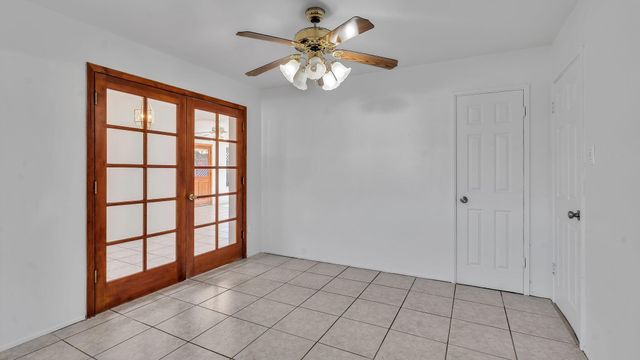 8100 Hannett Avenue NE, Albuquerque, NM 87110