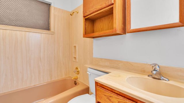 8100 Hannett Avenue NE, Albuquerque, NM 87110