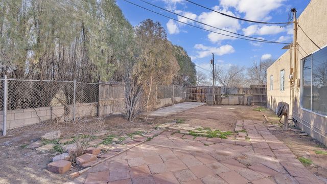 8100 Hannett Avenue NE, Albuquerque, NM 87110