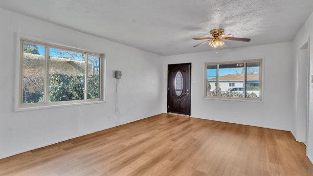 8100 Hannett Avenue NE, Albuquerque, NM 87110