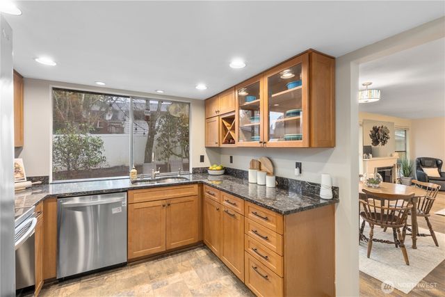 5607 173rd Place SW, Lynnwood, WA 98037