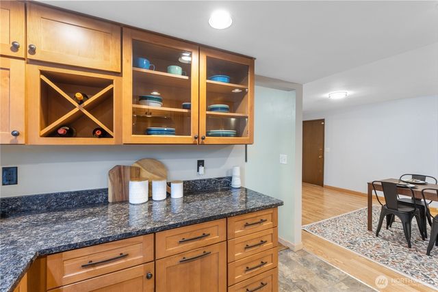 5607 173rd Place SW, Lynnwood, WA 98037