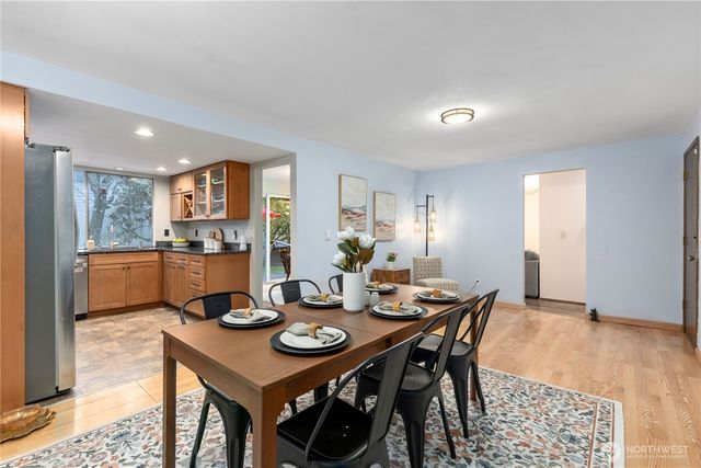 5607 173rd Place SW, Lynnwood, WA 98037