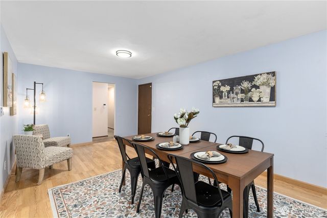 5607 173rd Place SW, Lynnwood, WA 98037