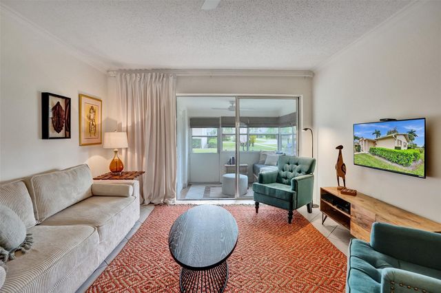 2592 Dudley Dr E A, West Palm Beach, FL 33415