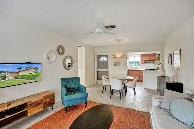2592 Dudley Dr E A, West Palm Beach, FL 33415