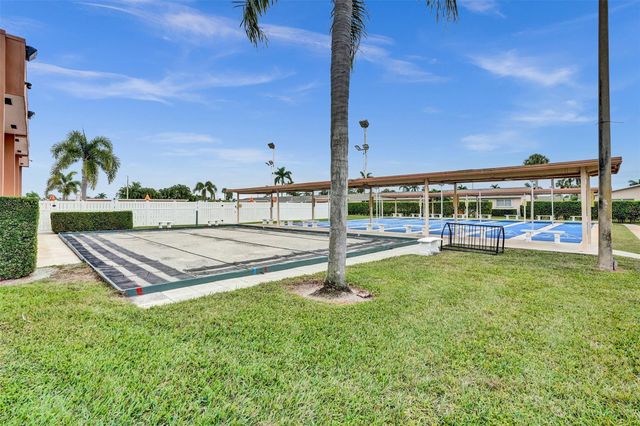 2592 Dudley Dr E A, West Palm Beach, FL 33415