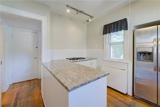 1033 W 71 Terrace, Kansas City, MO 64114