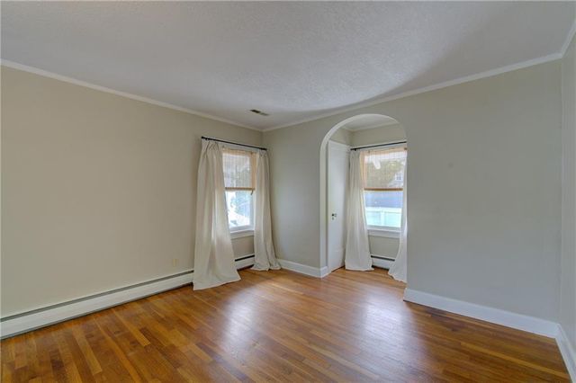 1033 W 71 Terrace, Kansas City, MO 64114
