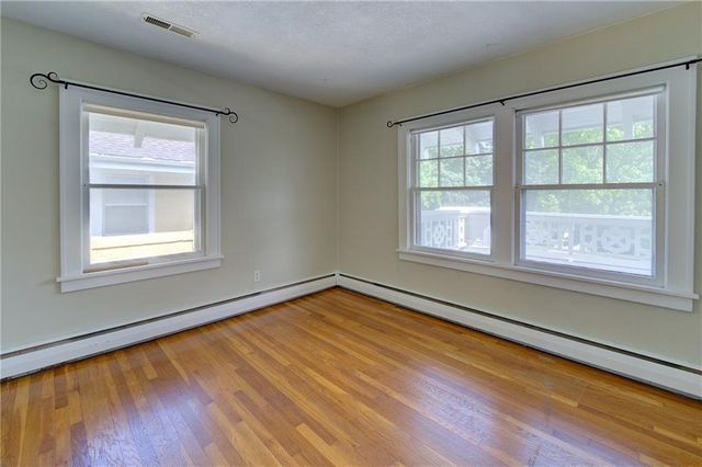 1033 W 71 Terrace, Kansas City, MO 64114