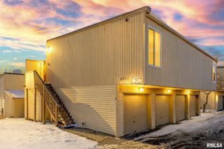 6831 N FROSTWOOD Parkway # 13, Peoria, IL 61615