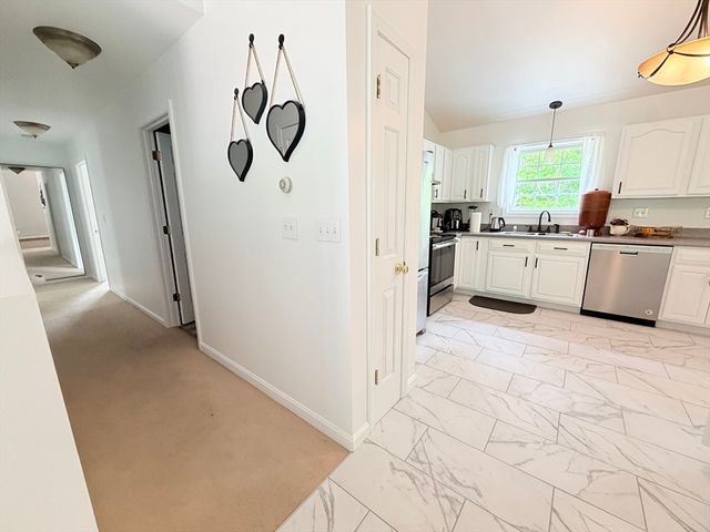 276 New Sherborn Rd, Athol, MA 01331