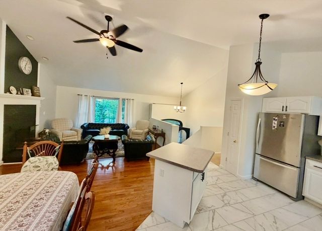 276 New Sherborn Rd, Athol, MA 01331
