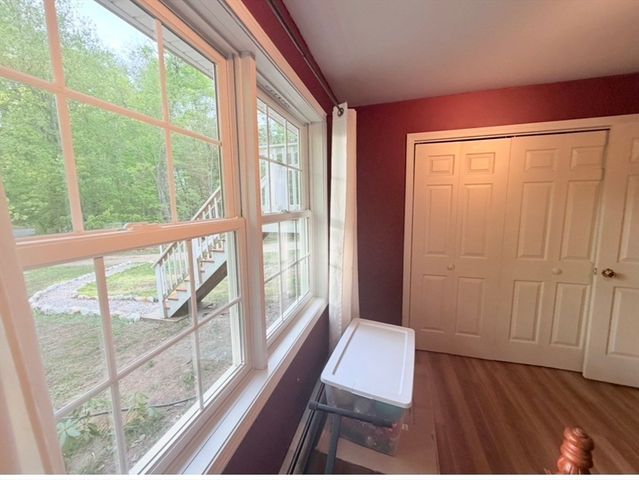 276 New Sherborn Rd, Athol, MA 01331
