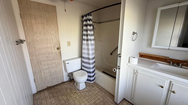 415 N Akers Street 104, Visalia, CA 93291