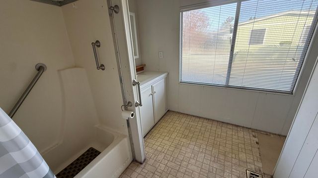 415 N Akers Street 104, Visalia, CA 93291