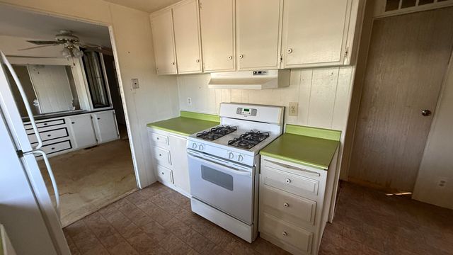 415 N Akers Street 104, Visalia, CA 93291