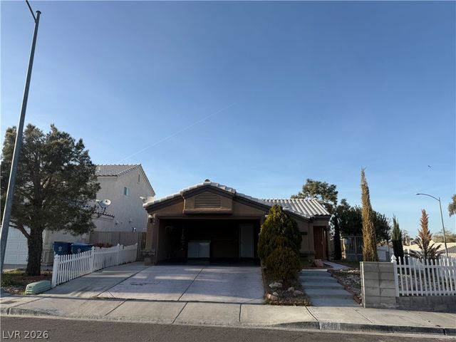 8240 Hercules Drive, Las Vegas, NV 89128