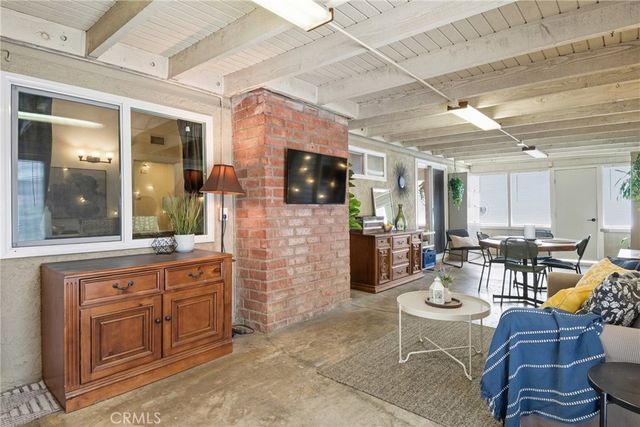 534 S Devon, Orange, CA 92868