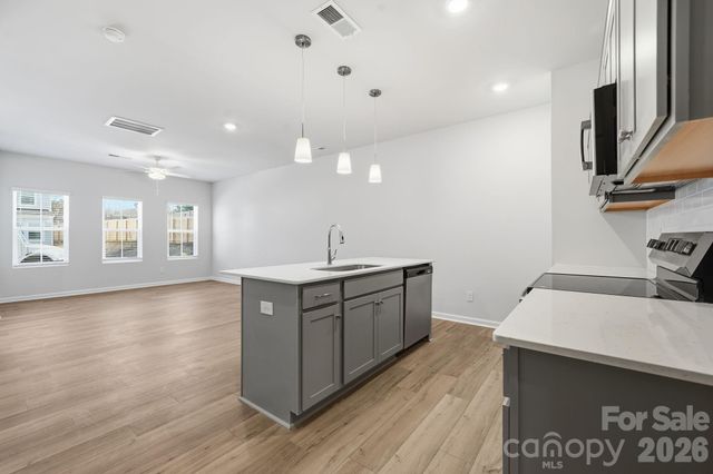 5114 Orchardview Way, Charlotte, NC 28216