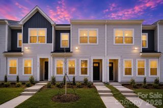 5114 Orchardview Way, Charlotte, NC 28216