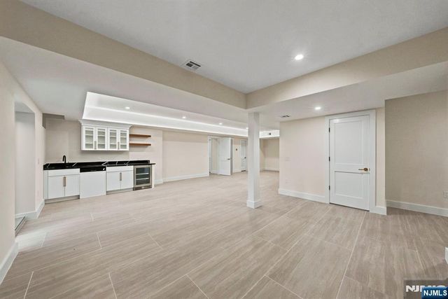 761 Cathy Ann Court, Paramus, NJ 07652