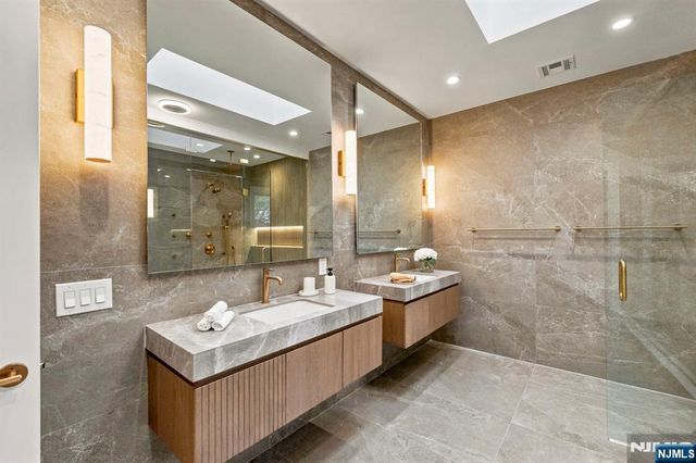 761 Cathy Ann Court, Paramus, NJ 07652