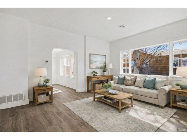 18 Julian St, Denver, CO 80219