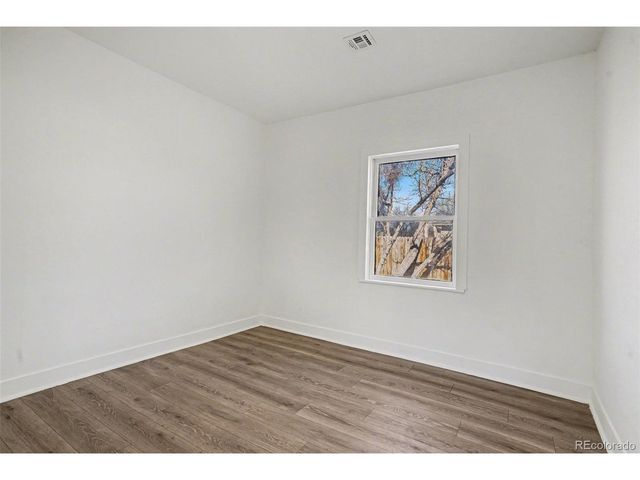 18 Julian St, Denver, CO 80219