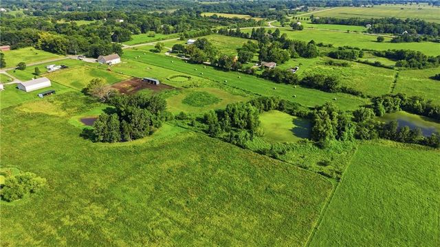 14711 NE State Route E Highway, Adrian, MO 64720