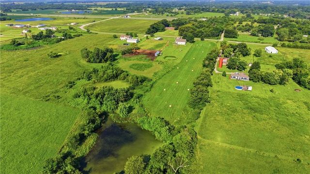 14711 NE State Route E Highway, Adrian, MO 64720
