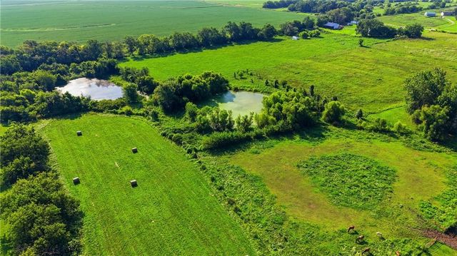 14711 NE State Route E Highway, Adrian, MO 64720