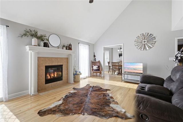 14711 NE State Route E Highway, Adrian, MO 64720