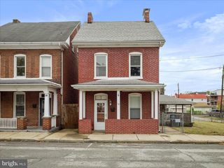 14 AVALON AVE, Hagerstown, MD 21740